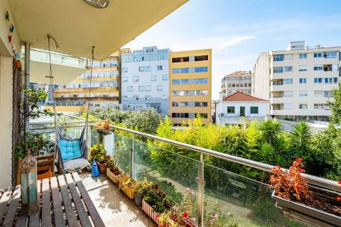 Apartamento T2 na zona da Boavista