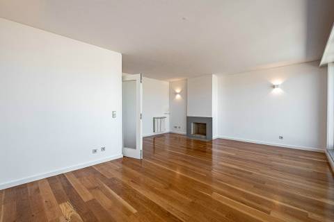 Apartamento T3 Venda em Matosinhos e Leça da Palmeira,Matosinhos