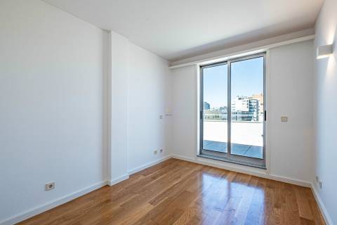 Apartamento T3 Venda em Matosinhos e Leça da Palmeira,Matosinhos