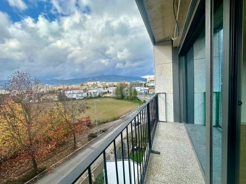 Apartamento T1 Edifício do CAMPUS, junto à entrada da UTAD Vila real