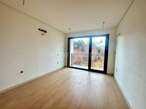 Apartamento T1 Edifício do CAMPUS, junto à entrada da UTAD Vila real