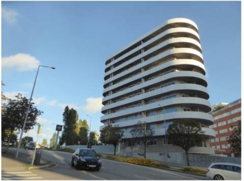 Apartamento T2 Arrendamento em Ramalde,Porto