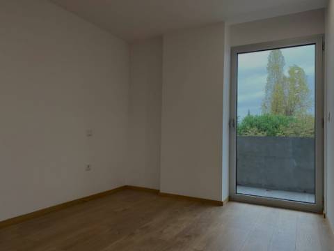 Apartamento T2 Arrendamento em Ramalde,Porto