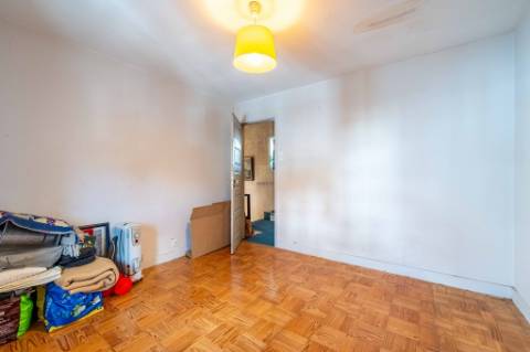 Moradia Geminada T6 Venda em Paranhos,Porto