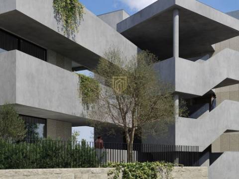 Apartamento T2 de luxo em Serralves para venda