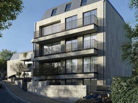 T3 Duplex, de luxo em Serralves para venda