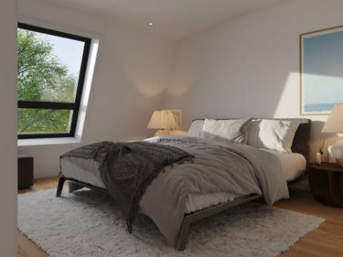 Apartamento T4 Duplex de luxo em Serralves para venda