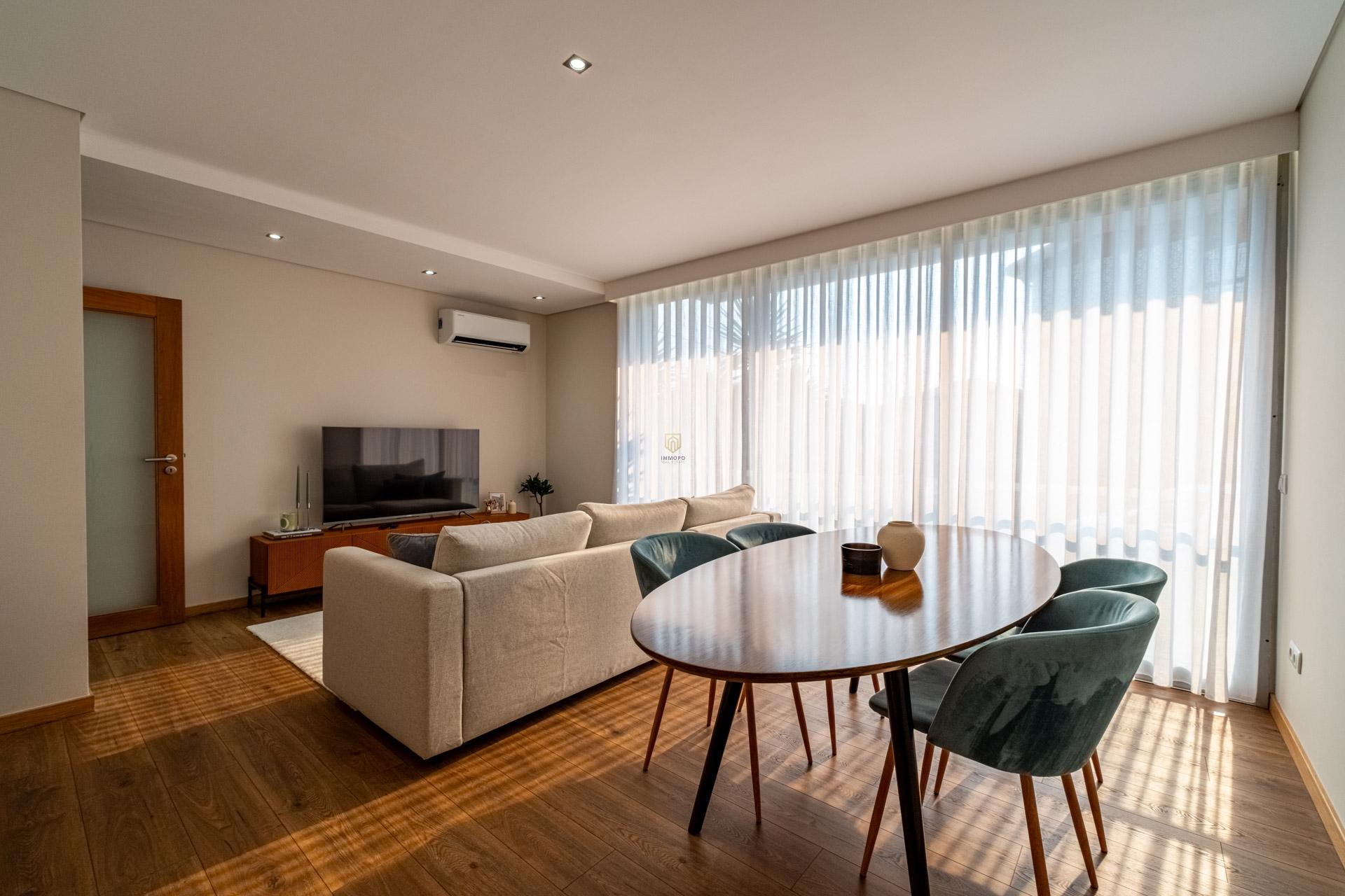 Apartamento T2 Vilar de Andorinho, Vila Nova de Gaia, Porto - 280.000€