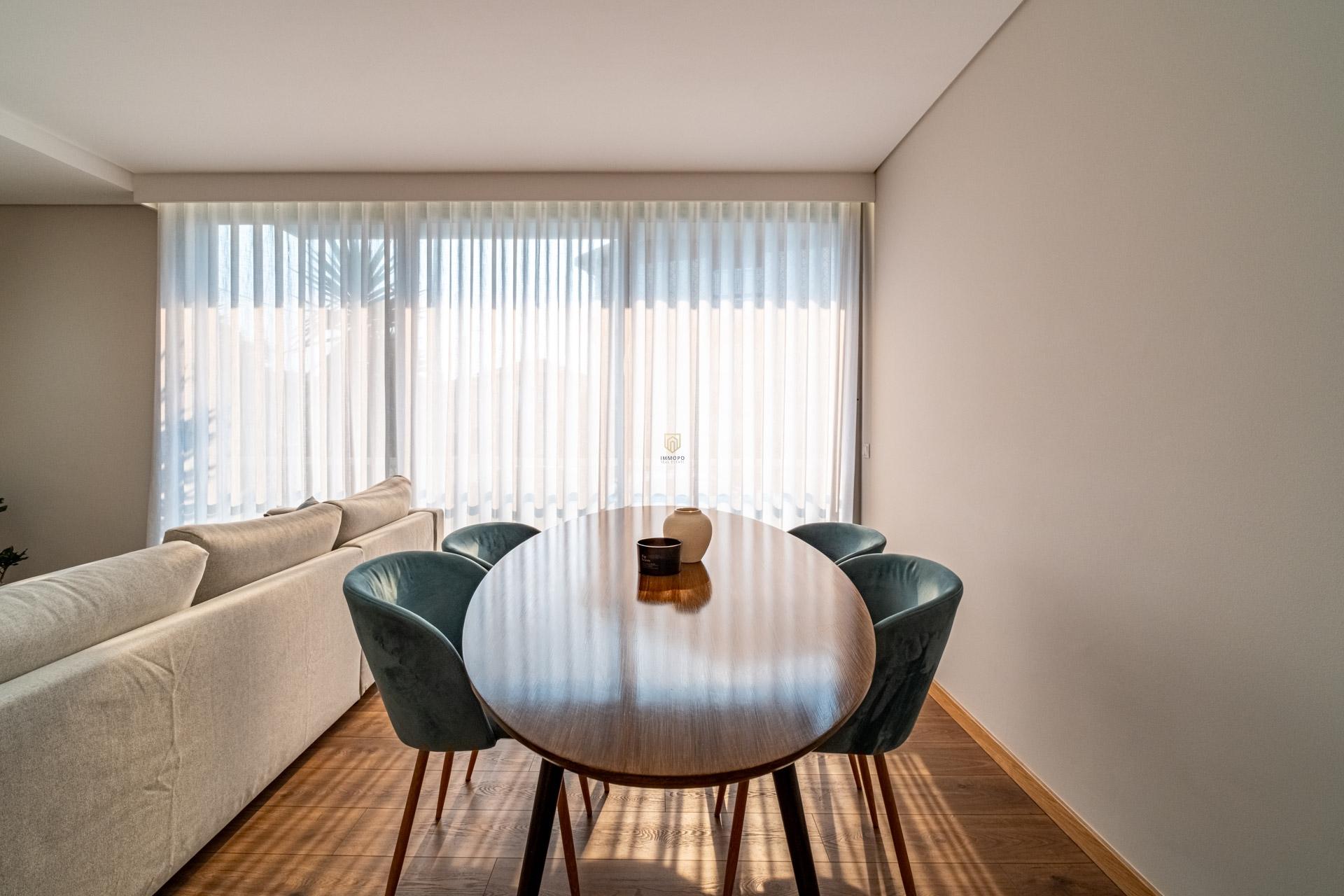 Apartamento T2 Vilar de Andorinho, Vila Nova de Gaia, Porto - 280.000€