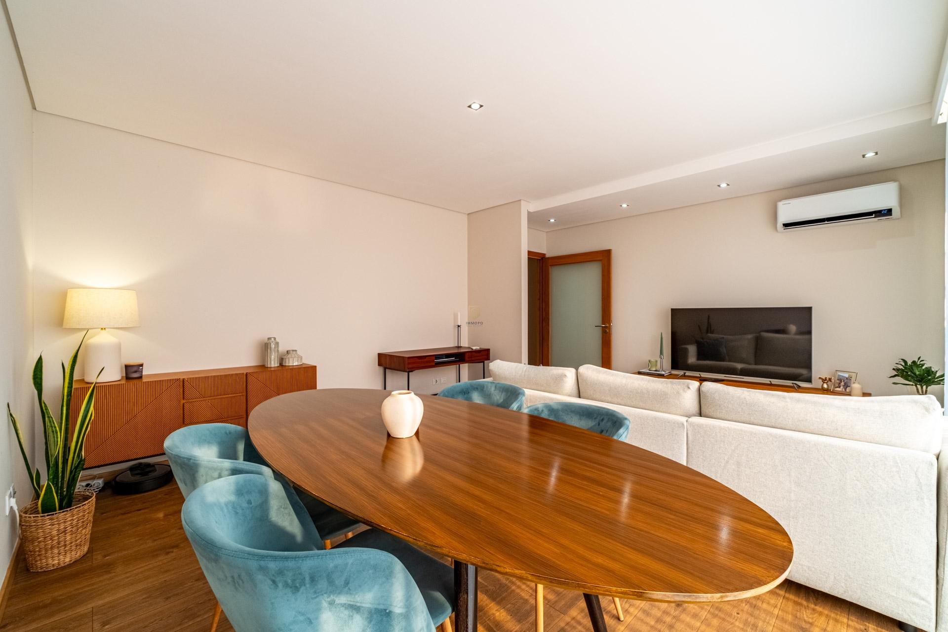 Apartamento T2 Vilar de Andorinho, Vila Nova de Gaia, Porto - 280.000€