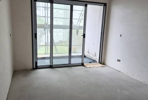 Apartamento T3 novo em Gondomar com varanda para venda