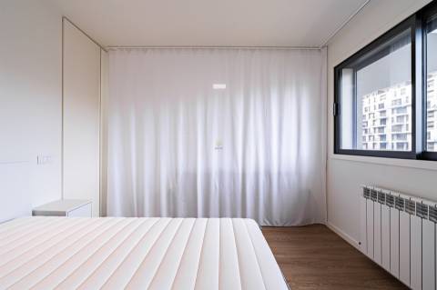 Apartamento T0 equipado e mobilado nas Antas, para venda.