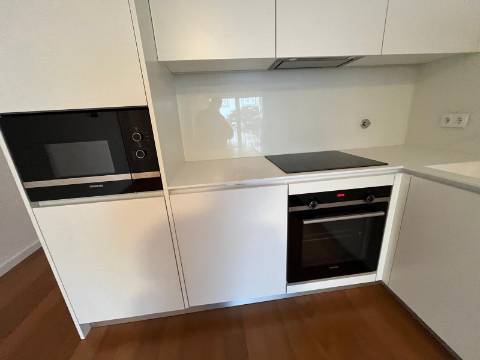 T1 com Garagem e Jardim na Foz