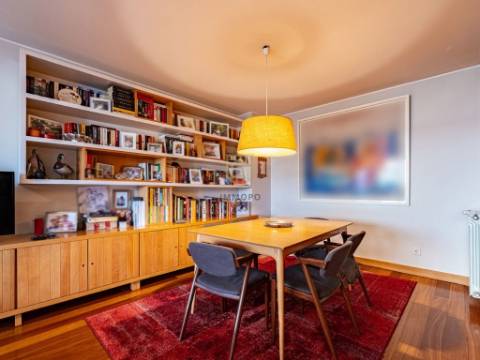 T3 Duplex em Condomínio Fechado