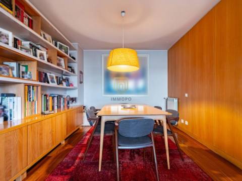 T3 Duplex em Condomínio Fechado