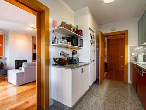 T3 Duplex em Condomínio Fechado