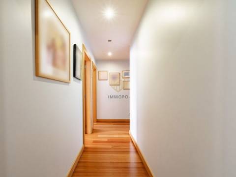 T3 Duplex em Condomínio Fechado