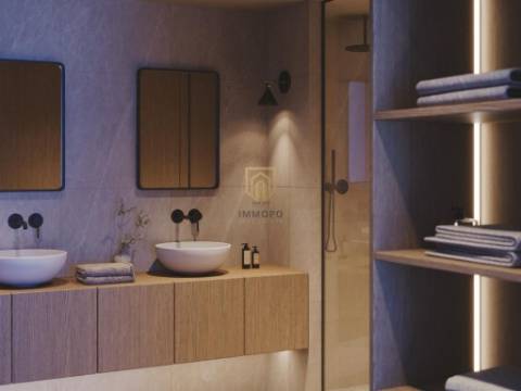 Apartamento T3 DUPLEX Venda em Ramalde,Porto