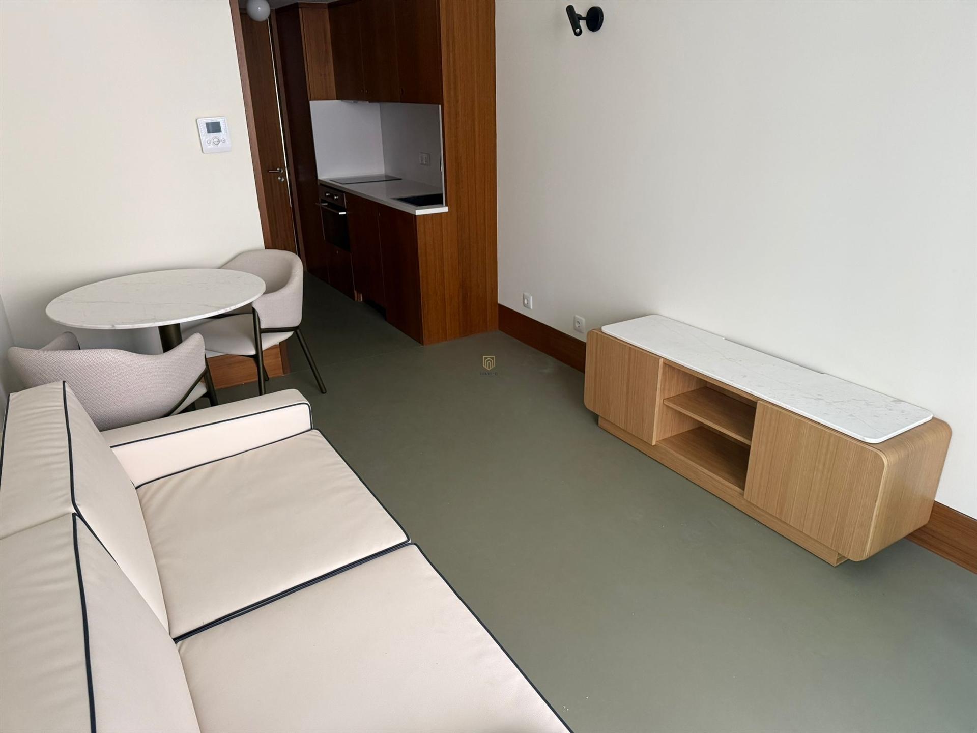 Apartamento T1 Arrendamento em Cedofeita, Santo Ildefonso, Sé, Miragaia, São Nicolau e Vitória,Porto