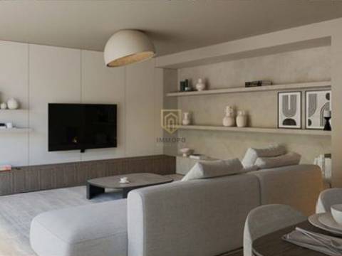 Apartamento T3 Venda em Ramalde,Porto