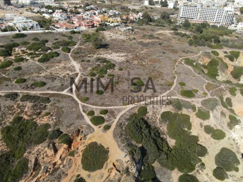 Deslumbrante terreno para construção em zona nobre
