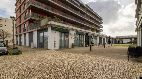 Loja em Localização Central - Junto à Câmara Municipal de Lagos