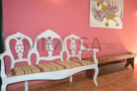 Fabulosa Residencial no centro de Alvor a dois passos da linha do mar.