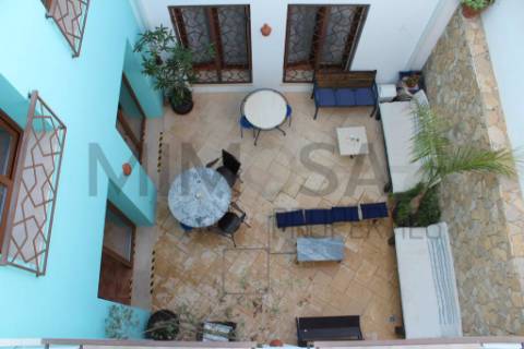 Fabulosa Residencial no centro de Alvor a dois passos da linha do mar.