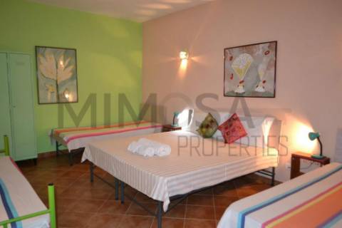 Fabulosa Residencial no centro de Alvor a dois passos da linha do mar.