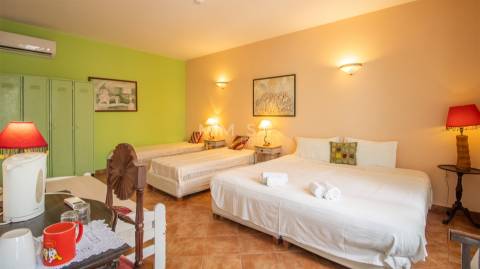 Fabulosa Guesthouse com vista mar no centro de Alvor, Portimão