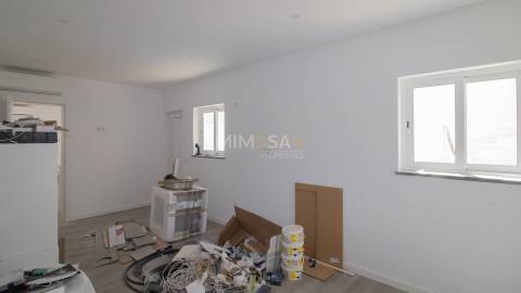 Novo Apartamento T2 com piscina a 500 metros da Praia, Praia da Luz