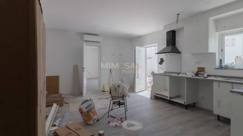 Novo Apartamento T2 com piscina a 500 metros da Praia, Praia da Luz