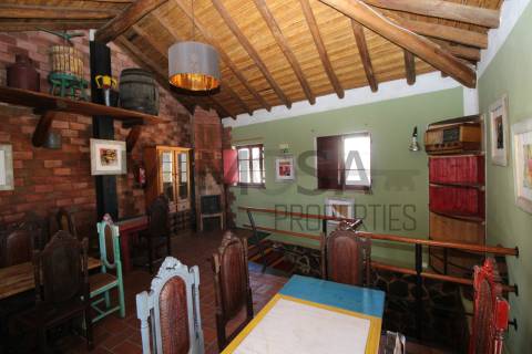 Espaço comercial para restaurante / bar - Barão de S. João