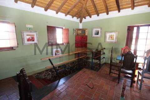 Espaço comercial para restaurante / bar - Barão de S. João