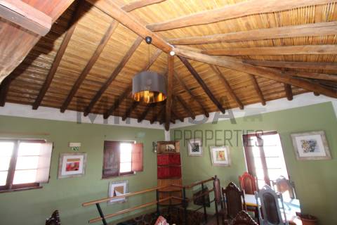 Espaço comercial para restaurante / bar - Barão de S. João