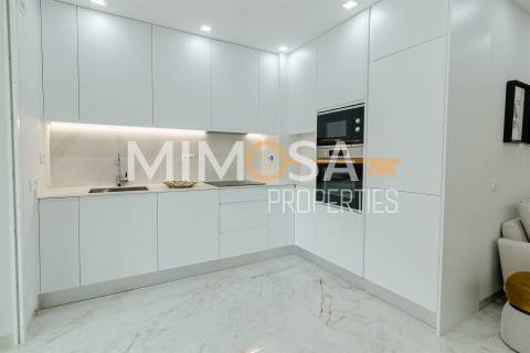 Apartamento T2 com piscina em fase de construção, em Lagos