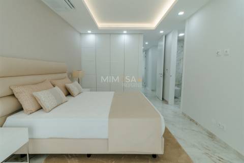 Apartamento T3 com piscina em fase de construção, em Lagos