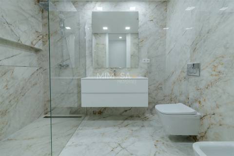 Apartamento T3 com piscina em fase de construção, em Lagos