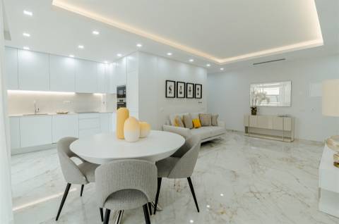 Apartamento T3 com piscina em fase de construção, em Lagos