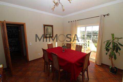 Moradia com vistas panorâmicas em Ferrel