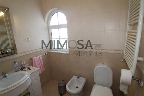 Moradia com vistas panorâmicas em Ferrel