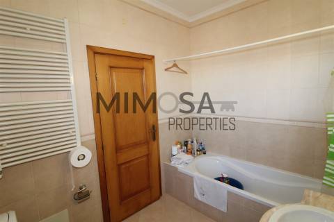 Moradia com vistas panorâmicas em Ferrel