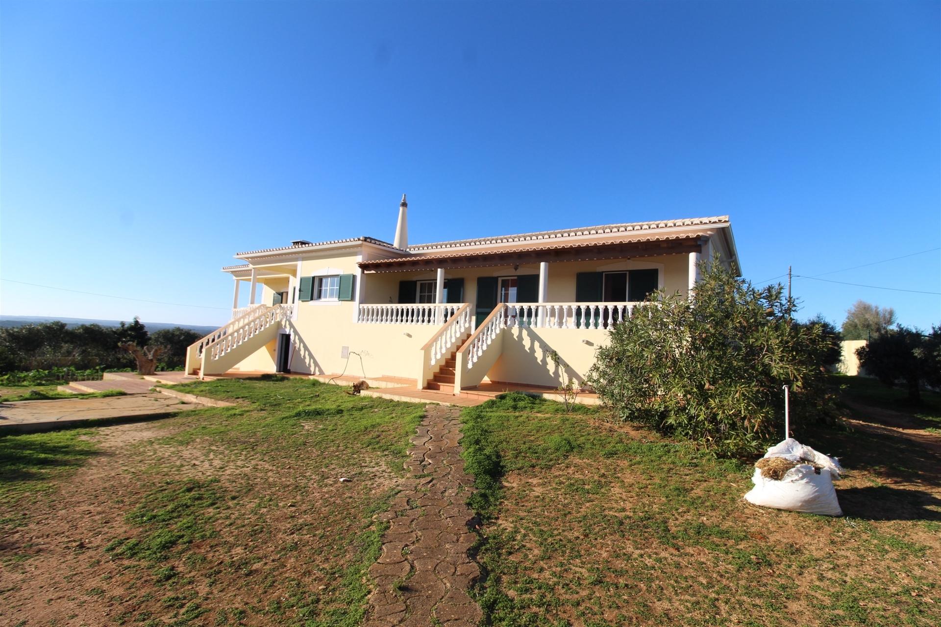 Moradia e Apartamento versátil perto da Praia da Luz, Lagos