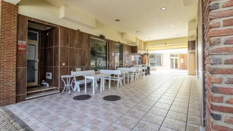 Loja em excelente localização no centro de Ferragudo, Algarve