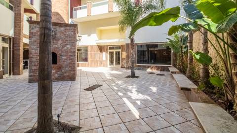 Loja em excelente localização no centro de Ferragudo, Algarve