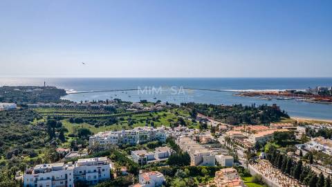 Loja em excelente localização no centro de Ferragudo, Algarve