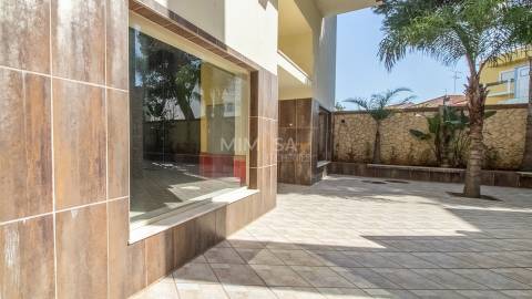 Restaurante Premium no Centro de Ferragudo | 579 m²