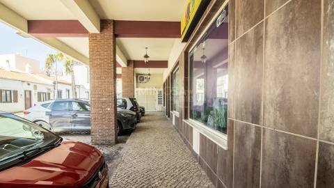 Restaurante Premium no Centro de Ferragudo | 579 m²