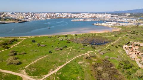 Restaurante Premium no Centro de Ferragudo | 579 m²