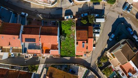 Lote para construção de moradia em Mexilhoeira da Carregação.